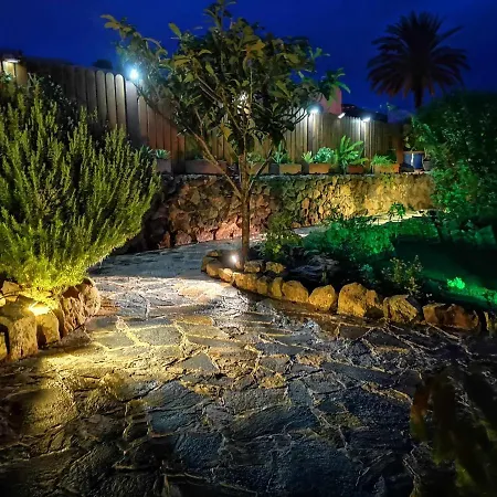 Casa Emblematica Garaday Lanzarote. Venkovský dům Tinajo
