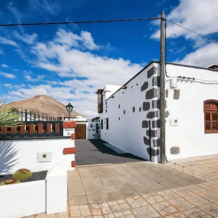 Casa Emblematica Garaday Lanzarote Kır Evi *