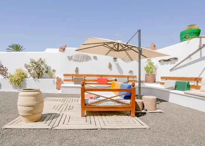 Casa Emblematica Garaday Lanzarote. منزل ريفي تيناجون