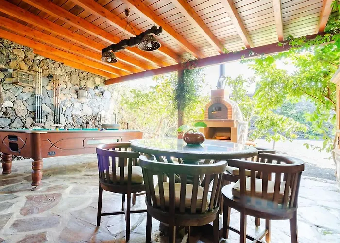 Casa Emblemática Garaday Lanzarote * Tinajo