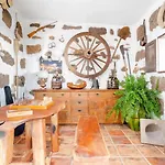 Casa Emblematica Garaday Lanzarote. Tinajo